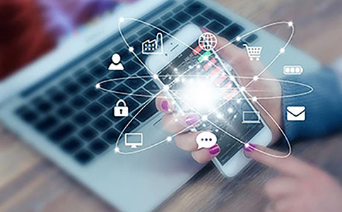 　　隨著社會(huì)不斷地發(fā)展，網(wǎng)站有很大的作用，企業(yè)通過網(wǎng)站能夠帶來經(jīng)濟(jì)收益和品牌知名度，因此也是現(xiàn)今眾多中小企業(yè)發(fā)展中，最不可缺少的一個(gè)因素。但做網(wǎng)站建設(shè)還遠(yuǎn)遠(yuǎn)不夠，有些問題也是需要注意到的。  　　1、內(nèi)容基本規(guī)劃  　　許多建網(wǎng)站公司對(duì)網(wǎng)站內(nèi)容基本建設(shè)并不是高度重視，她們感覺按照建站流程制作應(yīng)該不會(huì)出現(xiàn)什么問題。那樣的想法和做法是不正確的，由于每一公司的特性和個(gè)性化是不一樣的，不一樣的網(wǎng)站在內(nèi)容基本建設(shè)層面也存有挺大的不一樣，假如千篇一律，不但浪費(fèi)時(shí)間和資金，另外也會(huì)讓公司后期的營銷推廣工作中毫無功能。  　　2、功能基本開發(fā)  　　網(wǎng)站功能優(yōu)劣對(duì)客戶體驗(yàn)度有很高的影響，因而要高度重視和有效整體規(guī)劃，那樣才可以提升企業(yè)官網(wǎng)的多功能性，滿足客戶需求要求，讓公司的宣傳策劃和營銷推廣更上一層樓。功能基本建設(shè)不可或缺專業(yè)技術(shù)人員的專業(yè)技能，因此，在功能基本建設(shè)層面要謹(jǐn)慎。  　　3、網(wǎng)站基本結(jié)構(gòu)  　　專業(yè)建站對(duì)網(wǎng)站結(jié)構(gòu)的考慮到是十分重視。針對(duì)公司特別是針對(duì)大公司而言，網(wǎng)站結(jié)構(gòu)的基本建設(shè)十分關(guān)鍵，搭建得好不但能將自身的信息內(nèi)容利用率提高，另外也不能向用戶轉(zhuǎn)達(dá)大量的信息內(nèi)容，讓用戶了解大量的內(nèi)容，不利于企業(yè)形象宣傳、營銷推廣和發(fā)展。因此，新建站時(shí)一定要考慮到好建網(wǎng)站結(jié)構(gòu)，那樣對(duì)今后營銷推廣更有益處。  　　企業(yè)做網(wǎng)站建設(shè)要注重哪些?上述就是相關(guān)的介紹，如今要想做一個(gè)受用戶喜愛的網(wǎng)站，那么就好確保網(wǎng)站內(nèi)容，布局及用戶體驗(yàn)等因素都要滿足用戶搜索需求，否則就網(wǎng)站就會(huì)沒有流量，這樣做網(wǎng)站建設(shè)就毫無意義。